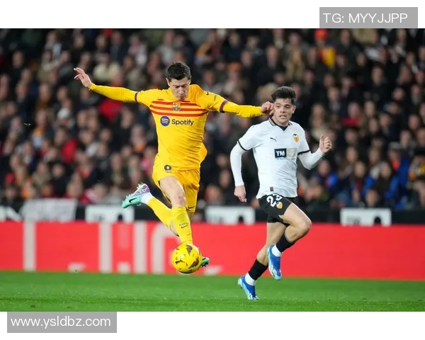 曼切斯特足球的辉煌历史与未来展望：激情与荣耀的交织之路